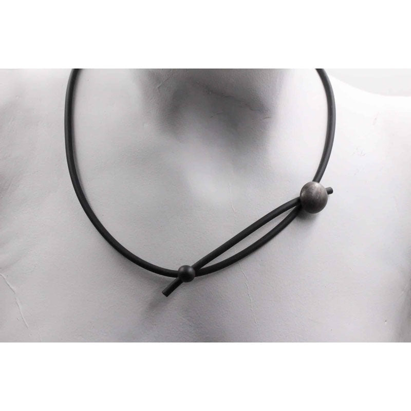 Cerisier PVC Necklace, Black