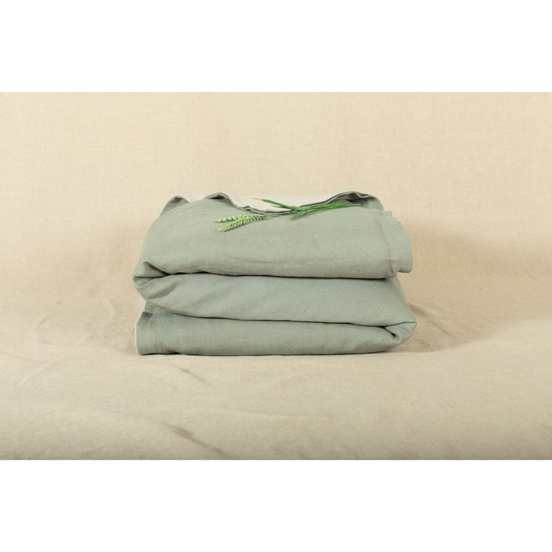 Pure Washed Linen Quilt, Two-Tone Lichen Green