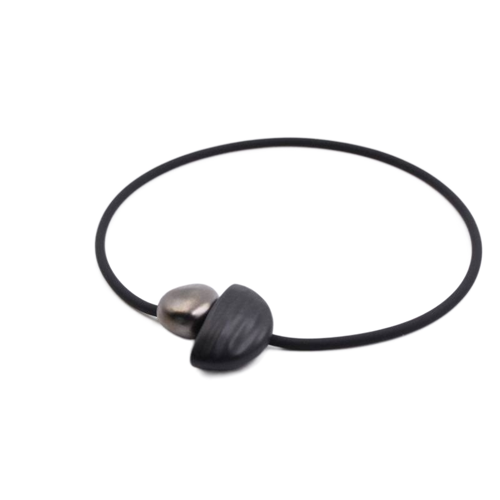 Leo Ceramic PVC Necklace, Cast Iron