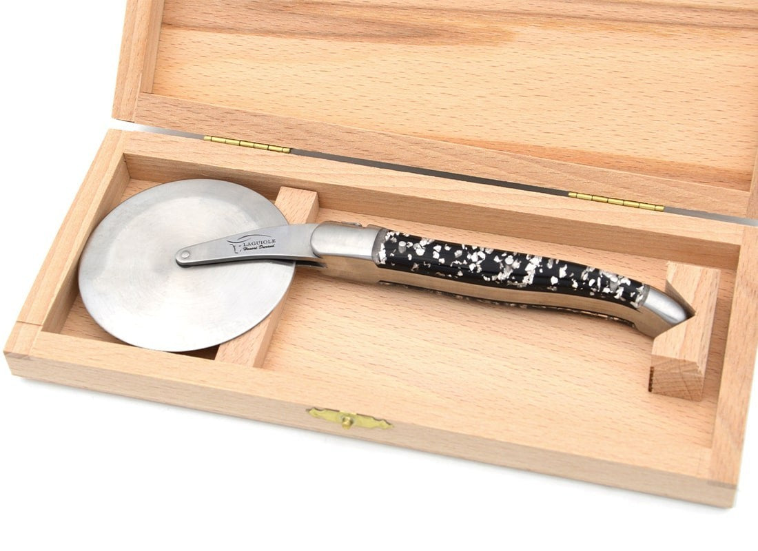 Laguiole Pizza Wheel Silver Leaf Inclusion Handle, Prestige Collection