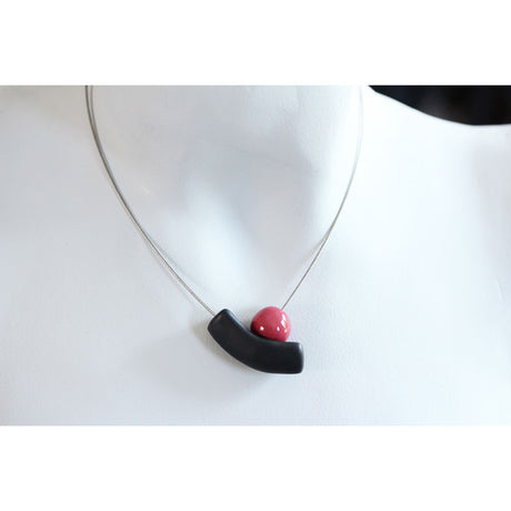 Atome Ceramic Necklace, Raspberry - Zouf.biz