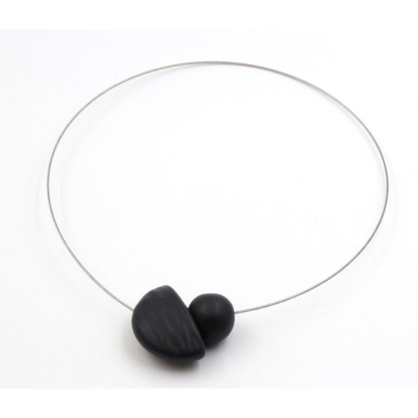 Nais Ceramic Necklace, Black - Zouf.biz