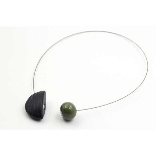 Nais Ceramic Necklace, Khaki - Zouf.biz
