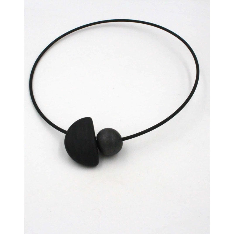 Nais Ceramic PVC Necklace, Cast Iron