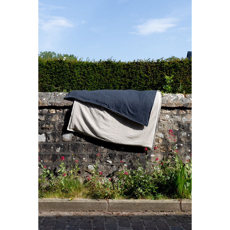 Pure Washed Linen Quilt, Two-Tone Lead Grey
