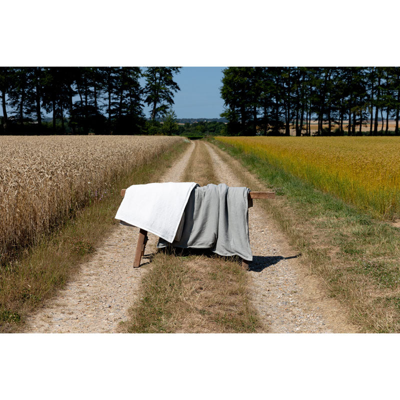 Pure Washed Linen Quilt, Two-Tone Optique White